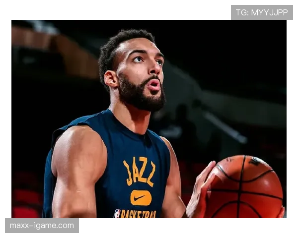 巴姆挡拆助攻提升队内组织效率明显优于戈贝尔