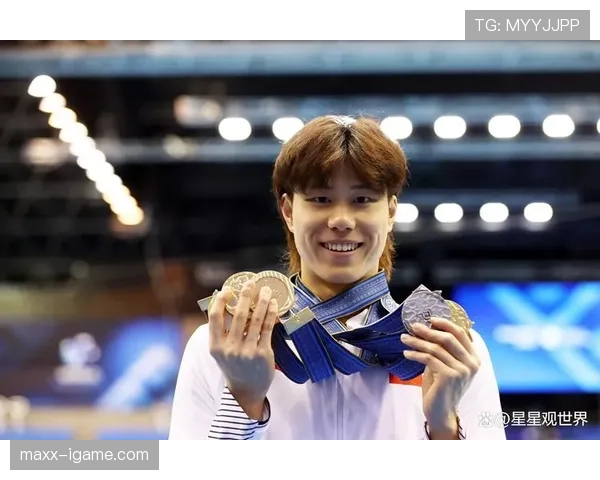 覃海洋球场上像个狠角色，生活里却藏着让人咋舌的秘密开销！